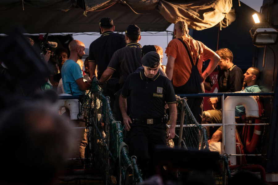 12 Sea Watch 3 Arriving Lampedusa Standoff Carola Rackete Mediterranean Selene Magnolia